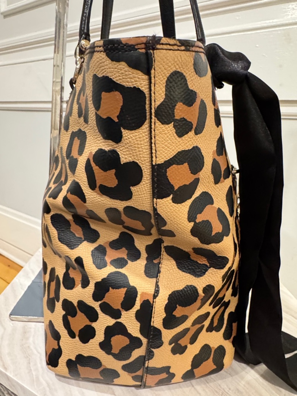 Coach Bag Leopard Ocelot Print Car Town Tote with Chain Detail - Picture 8 of 17